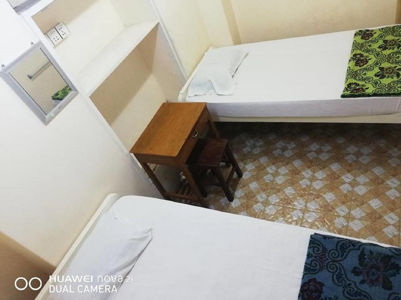 บรีซ เกสท์เฮาส์ Hotel Maulmyine ภายนอก รูปภาพ